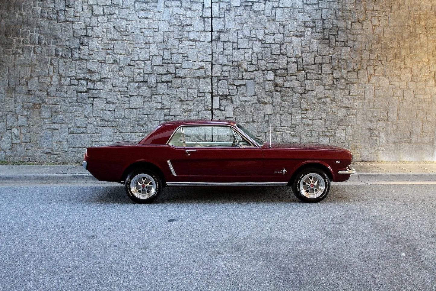 Ford Vintage Burgundy Metallic X / M1632 | OEMatch Basecoat