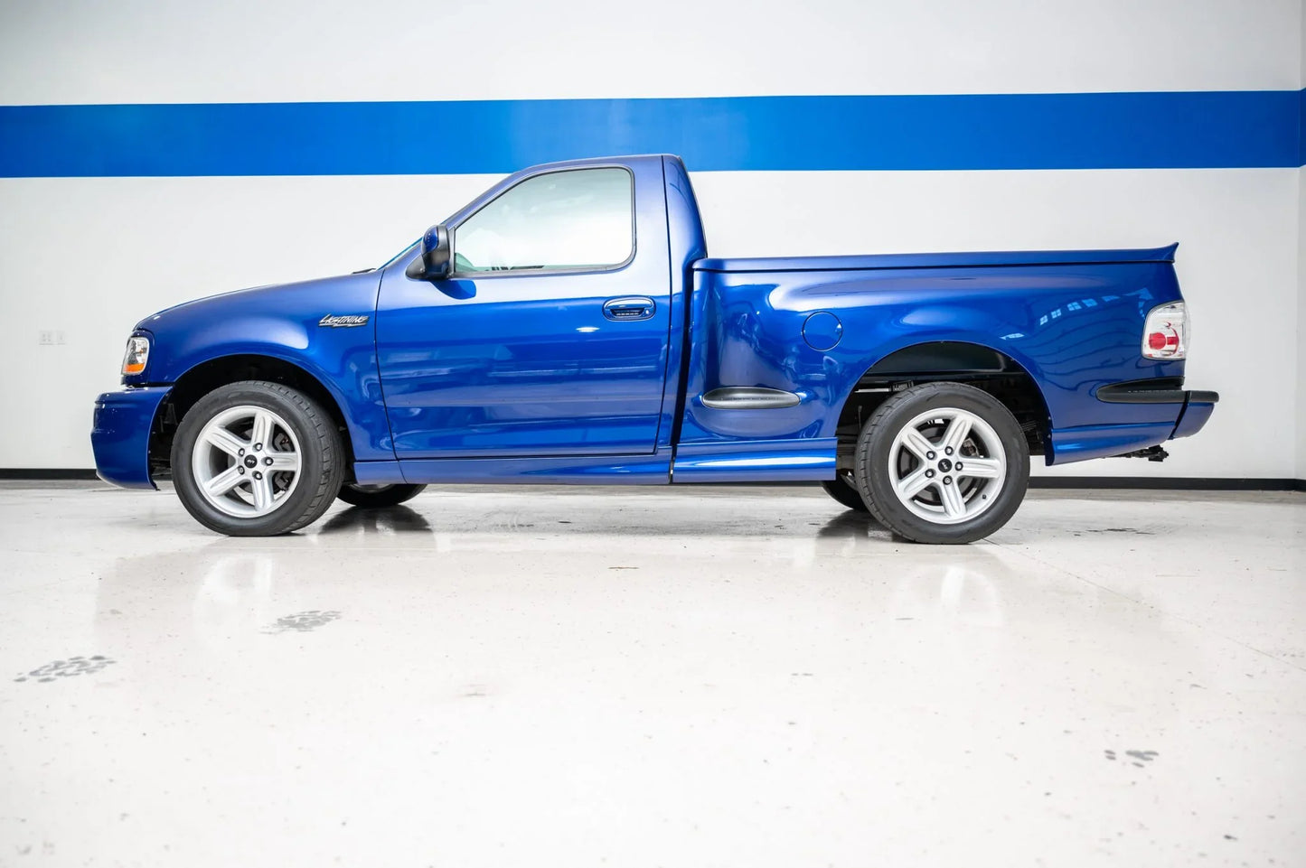 FORD USA SONIC BLUE P. M. SN-7095 | OEMatch Basecoat