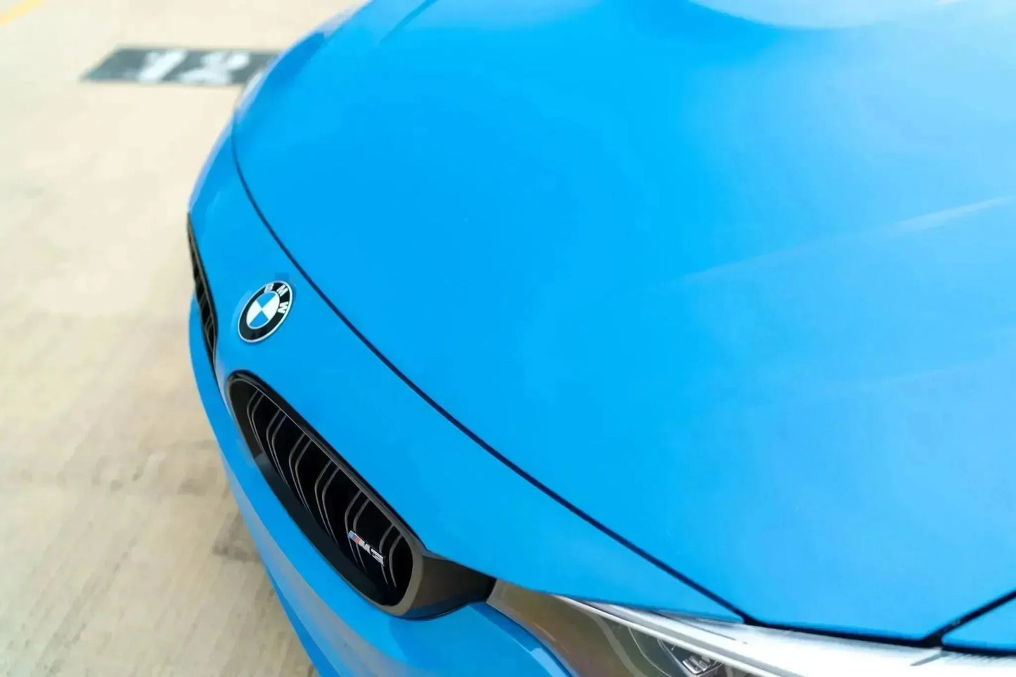 BMW Yas Marina Blue Pearl B68 | OEMatch Basecoat