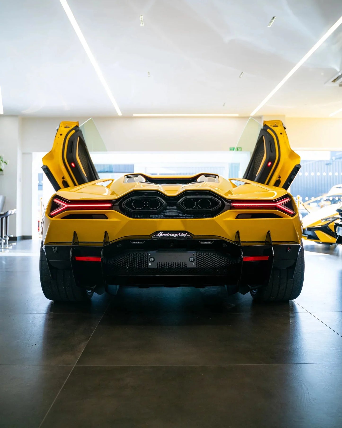 Lamborghini Giallo Inti P. 0S1 | OEMatch Basecoat