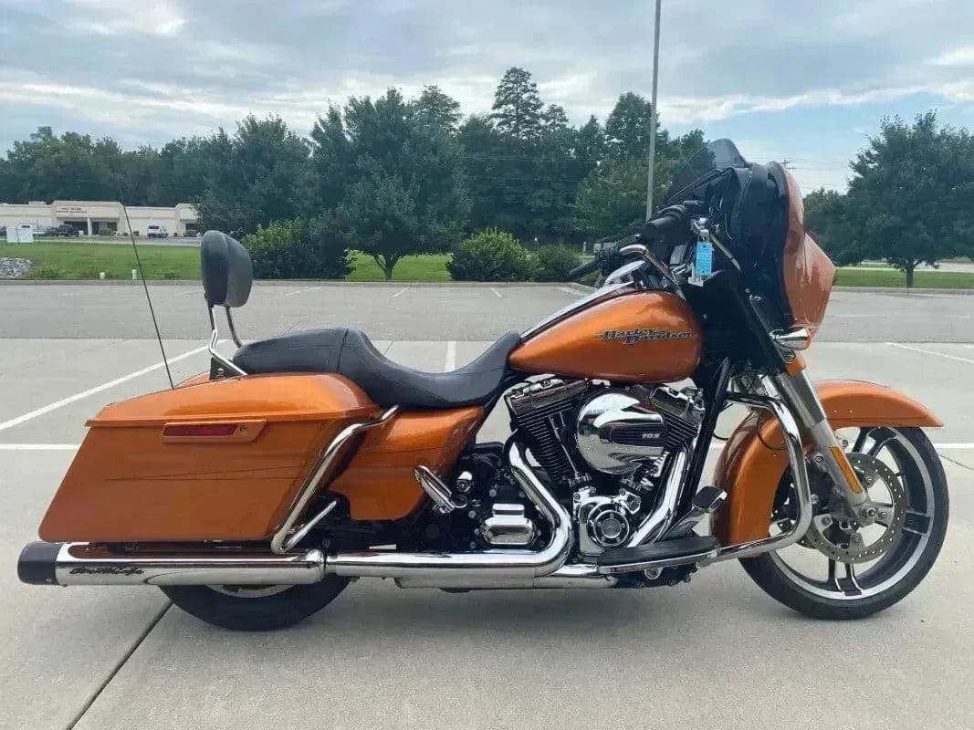 Harley-Davidson Amber Whisky P. 645 | OEMatch Basecoat