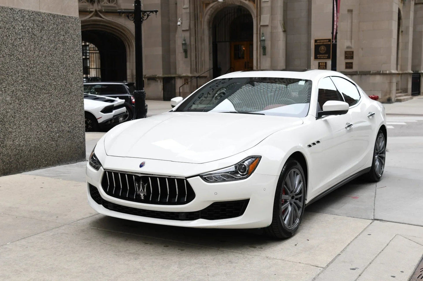 Maserati Bianco Alpi 231042 | OEMatch Basecoat