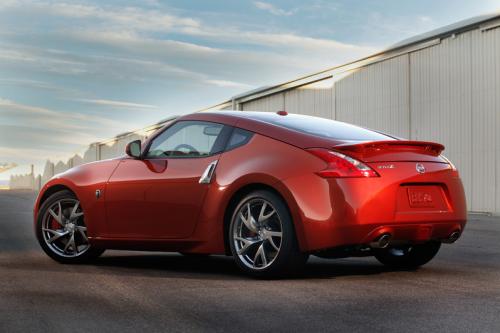 Nissan Magma Red Z35 | OEMatch Basecoat