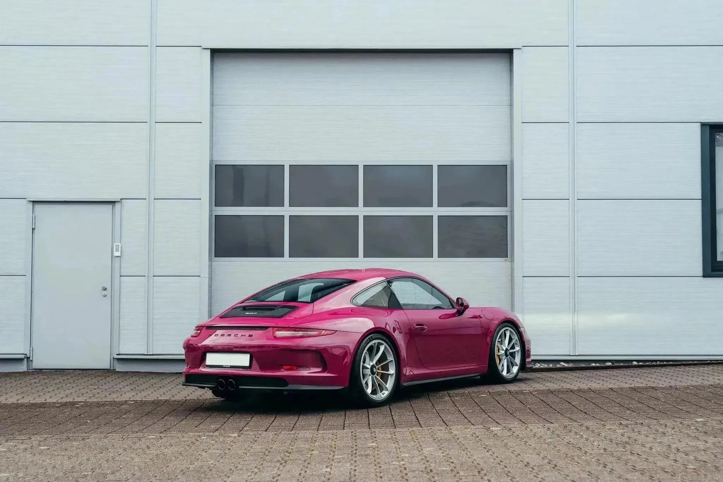 Porsche Ruby Star 82N | OEMatch Basecoat