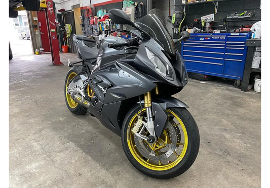 Aston Martin Xenon Grey Met Paint Job: Bmw S 1000Rr DIY Build Guide