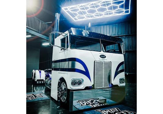 Texas Metal Blue Paint Job: Custom Truck DIY Build Guide