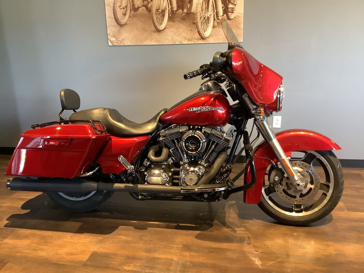 Harley-Davidson Crimson Red Sunglo P. 64384 | OEMatch Basecoat