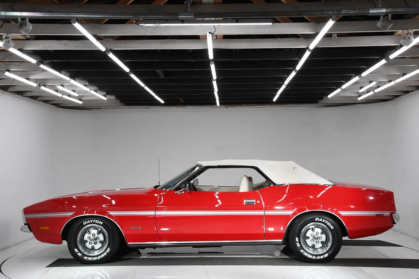 Ford Bright Red 2B-3560 | OEMatch Basecoat