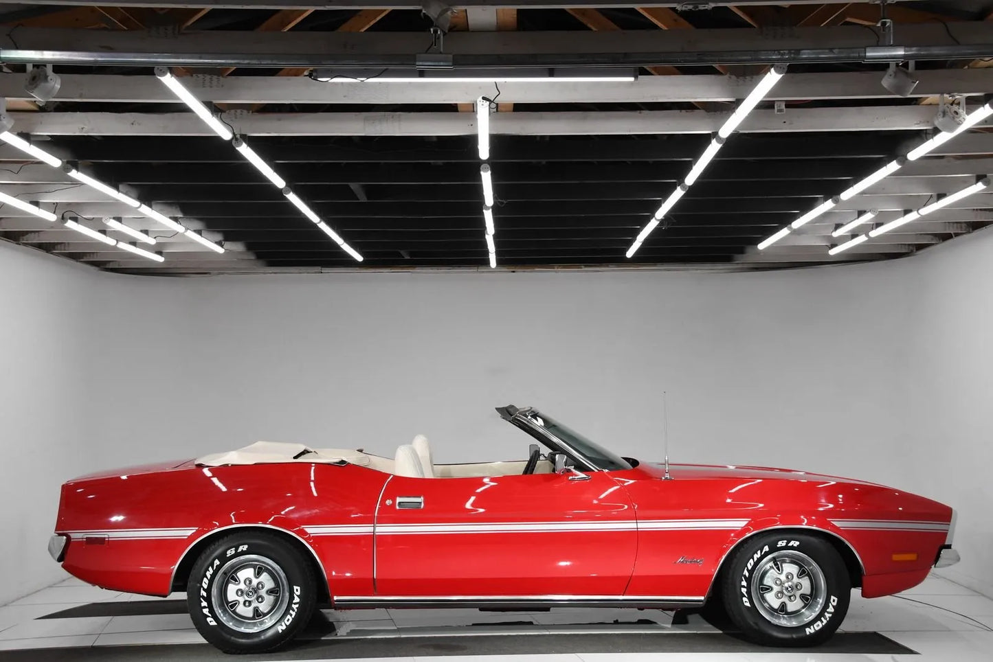 Ford Bright Red 2B-3560 | OEMatch Basecoat
