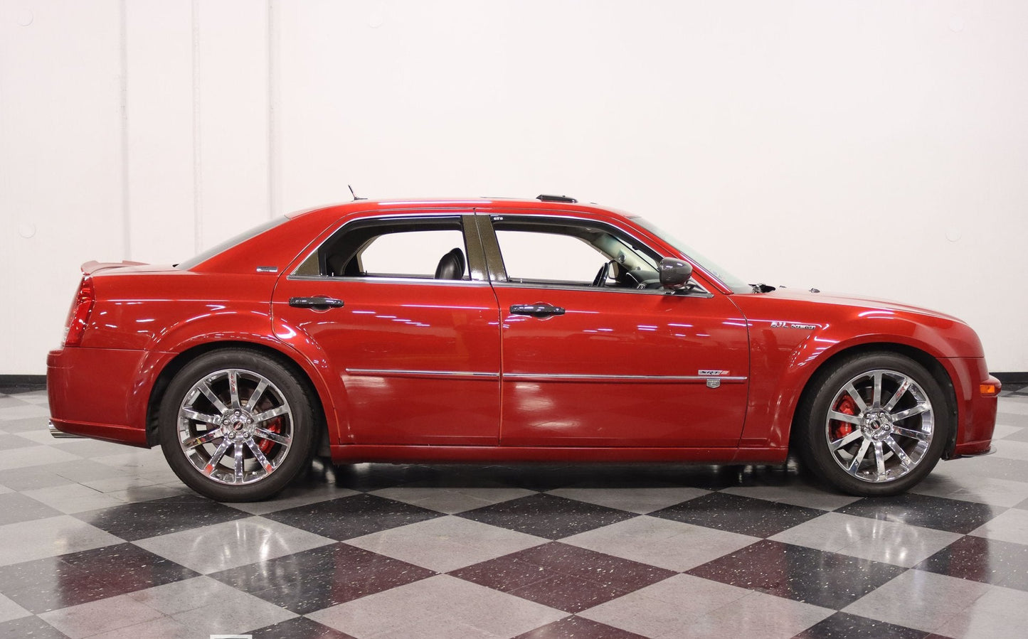 Chrysler Blaze Red Crystal Pearl Metallic PRJ / ARH | OEMatch Basecoat