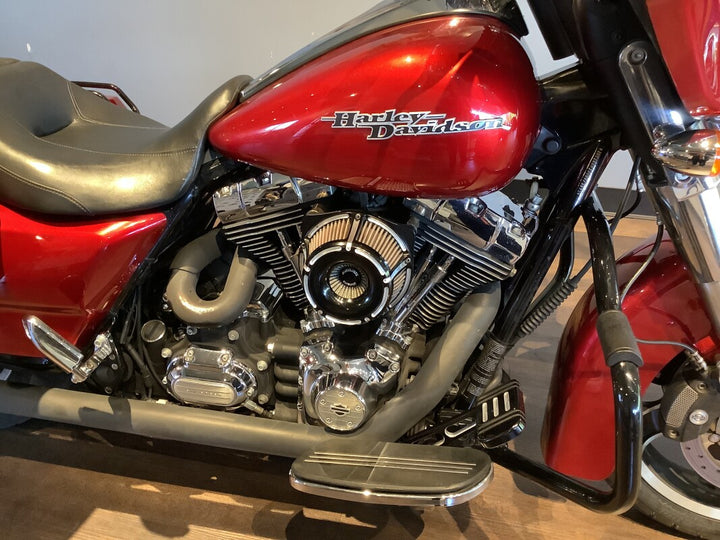 Harley-Davidson Crimson Red Sunglo P. 64384 | OEMatch Basecoat