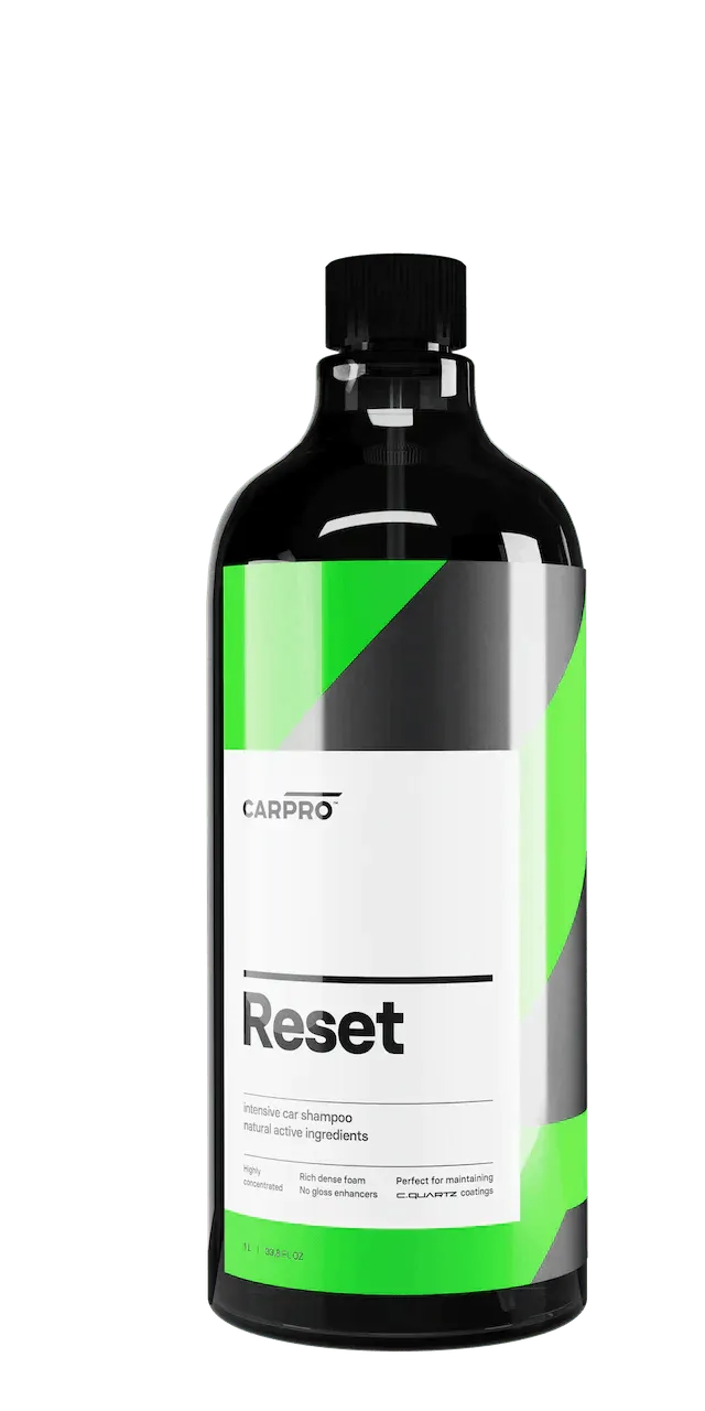 CarPro Reset intensive car shampoo bottle with green and black label, 1L size