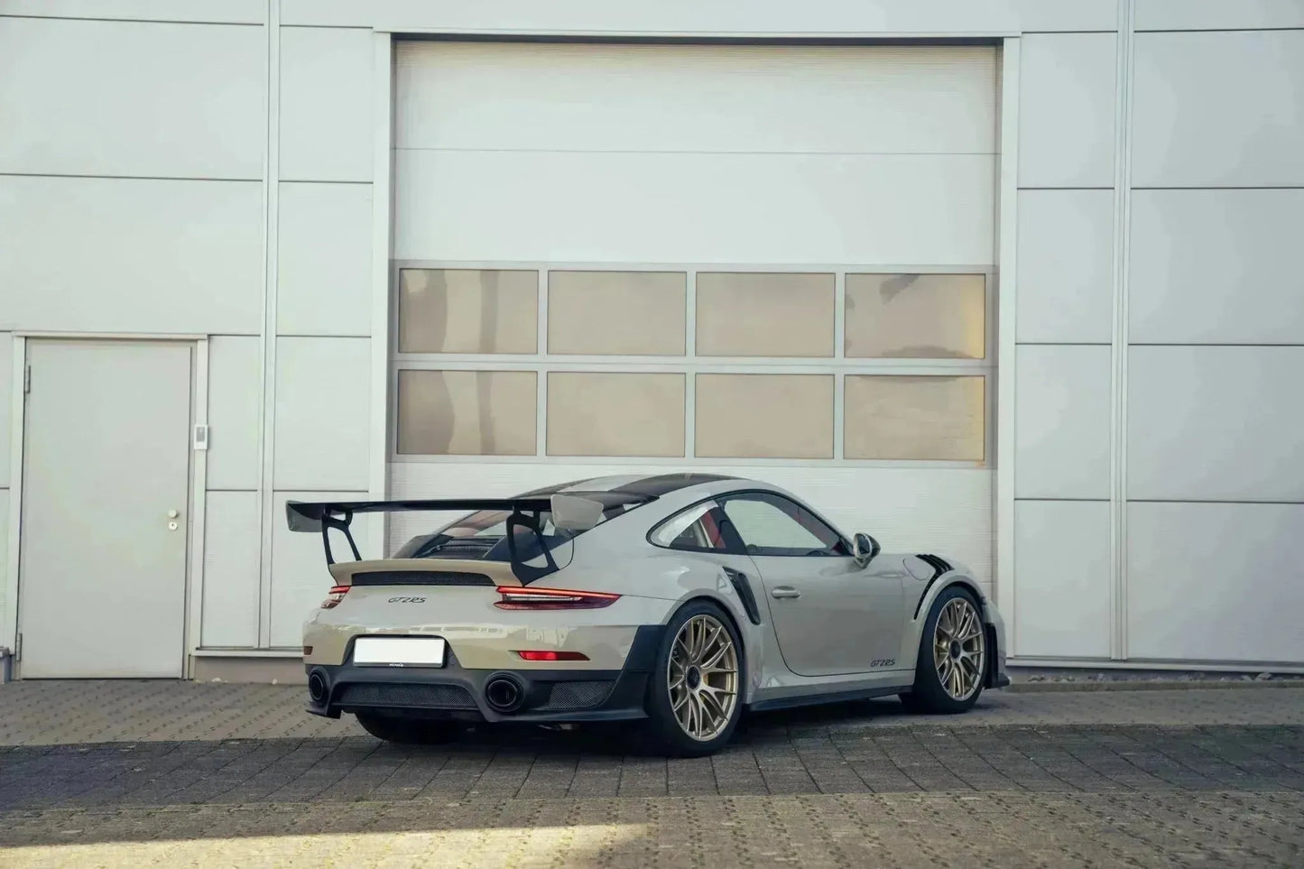 Porsche Fashion Grey 61H | OEMatch Basecoat