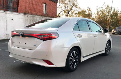 Toyota White Crystal Shine Metallic 070 | OEMatch Basecoat